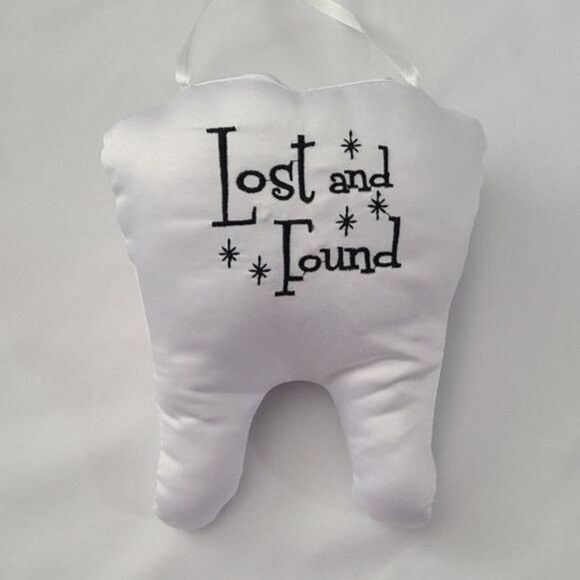 Lillian Rose Tooth Pillow, Lost and Found, 6.5" x 7.5" - Picture 3 of 9